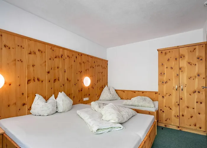 Nadine-1 By Interhome * سولدن