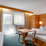 Appartement Nadine-1 By Interhome Sölden